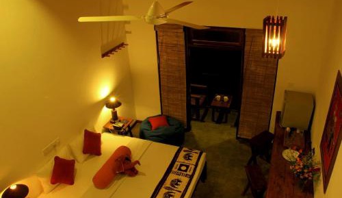 Deluxe Double Room with Free 24 hours Check-in & Check-out