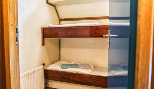 Twin Cabin