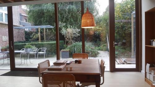 Apartment with Garden View
