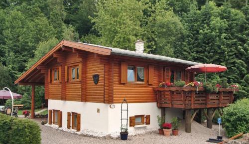 Two-Bedroom Apartment with balcony (2-4 Adults) - 1