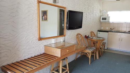 Executive Studio