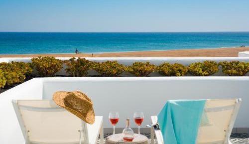 One-Bedroom Suite with Sea View