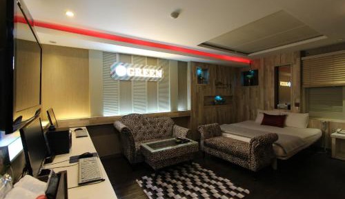 Standard King Room