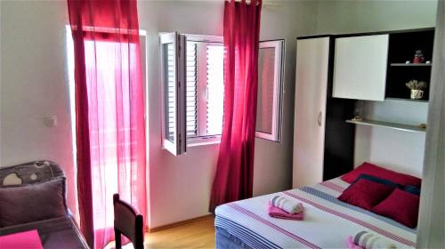 Studio Apartment with Sea View