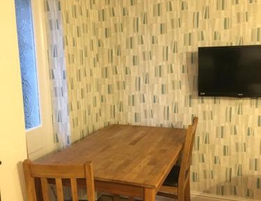 Twin Room with Private External Bathroom