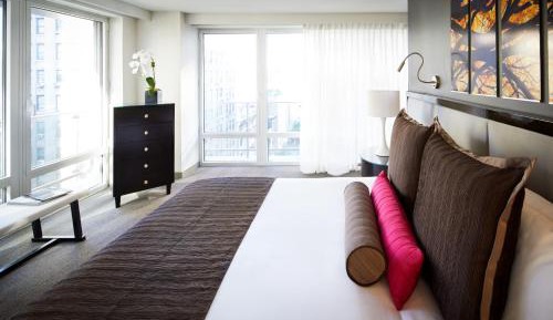 Park Avenue Suite