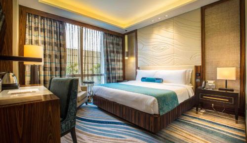 Deluxe King Room