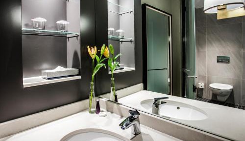 AVANI Room