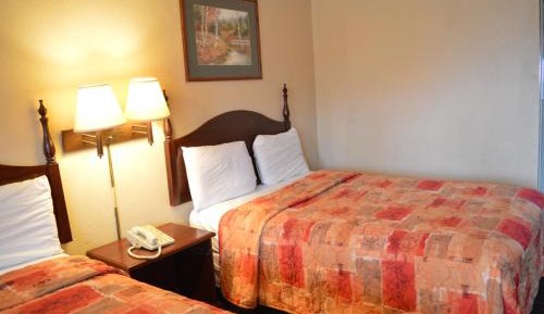 Double Room with Two Double Beds - Smoking