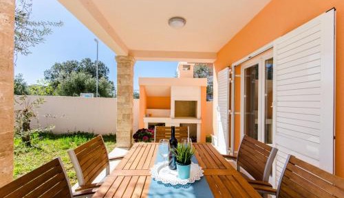 Three-Bedroom Holiday Home 