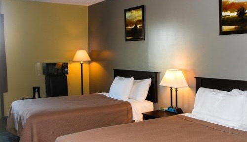 Queen Room with Two Queen Beds - Non-Smoking