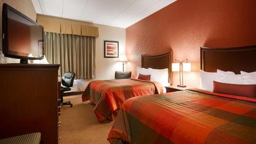 Queen Room with Two Queen Beds - Smoking