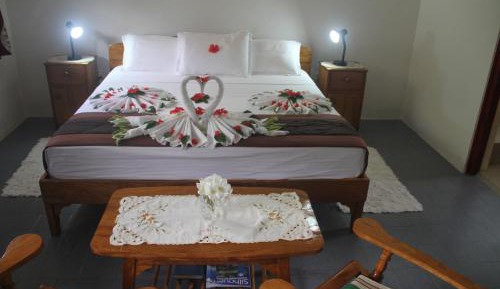 Standard Double Room with Garden View