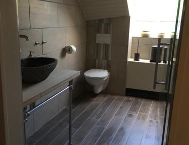 Deluxe Double Room with Shower