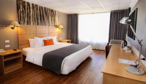 Superior King Room