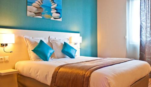 Double Room with Shower
