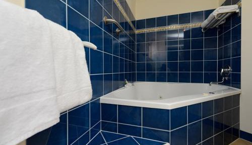 Executive King Room with Spa Bath - Adults Only 