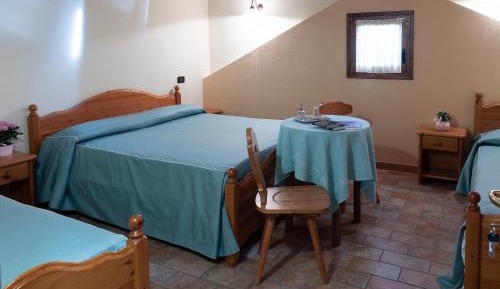 Quadruple Room with Private External Bathroom