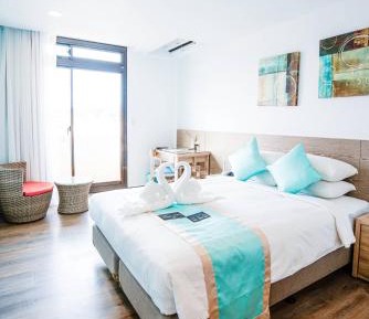 Twin Room with Balcony