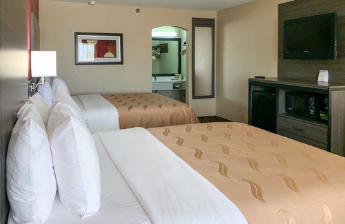Marshall Hotel | Quality Inn Marshall