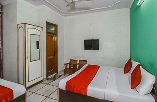 Sector 45 Hotel | Hotel Golden Plaza