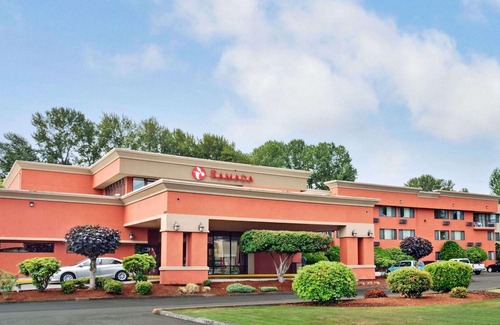 Tukwila Hotel | Ramada by Wyndham Tukwila Southcenter