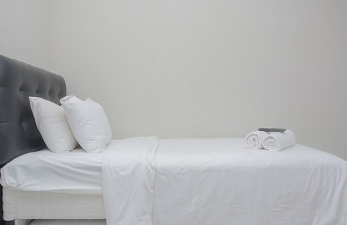 Bekasi Timur Hotel | Alluring Studio at Lagoon Apartment Near Bekasi Town Square