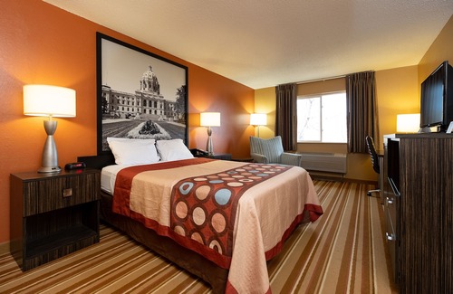 Blaine Hotel | Coratel Inn and Suites by Jasper Blaine