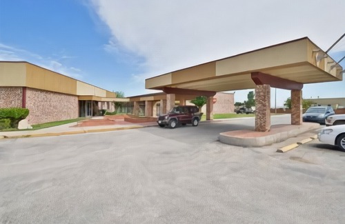 Carlsbad Hotel | Econo Lodge Carlsbad