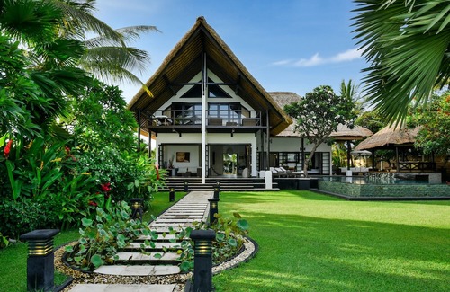 Lokapaksa Hotel | Villa Sheeba
