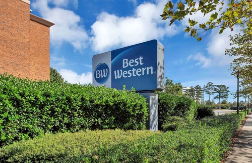 Coliseum Central Hotel | Best Western Hampton Coliseum Inn