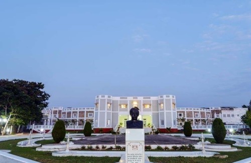Himatnagar Hotel | Dowlat Villas Palace