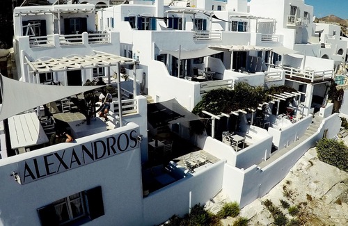 Naousa Hotel | Alexandros Studios