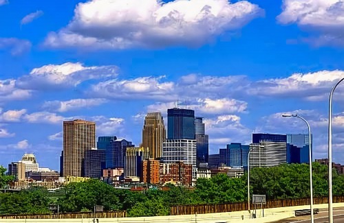 Golden Valley Hotel | Ramada by Wyndham Minneapolis Golden Valley