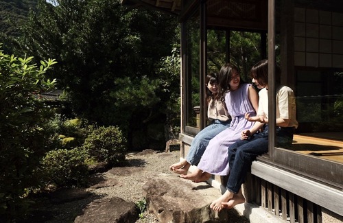 Hata-gun Hotel | Shimanto Riverside Hideaway
