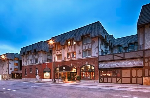 Downtown Minneapolis Hotel | Best Western Plus the Normandy Inn & Suites
