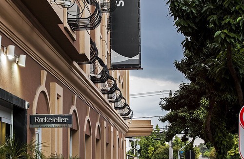 Reboucas Hotel | Rockefeller by Slaviero Hotéis