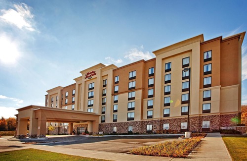 Barrie Hotel | Hampton Inn & Suites by Hilton Barrie