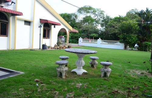 Batu Enam Hotel | Eco93 Vacation Home Lunas