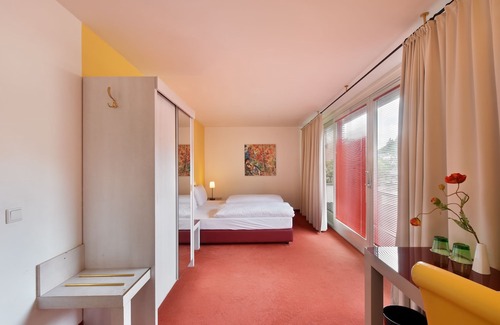 Loretto Hotel | Hotel Neutor Express