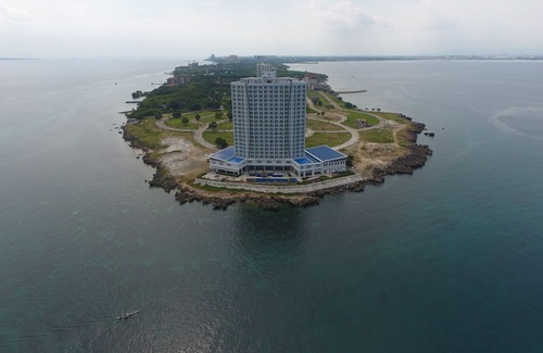 Punta Engano Hotel | Stunning Ocean View at Arterra Discovery Bay