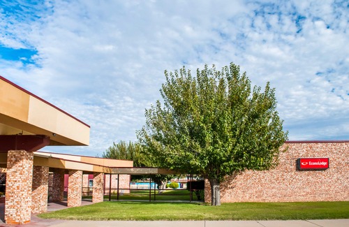 Carlsbad Hotel | Econo Lodge Carlsbad