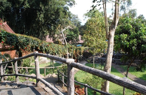 Ambarawa Hotel | Green Valley Resort Bandungan