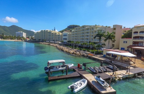 Pelican Key Hotel | The Villas at Simpson Bay Resort & Marina