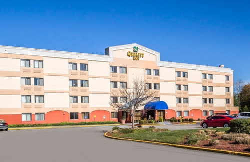 Spring Valley Hotel | Quality Inn Spring Valley - Nanuet