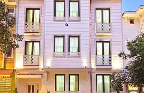 Sultanahmet Hotel | Azade Suites