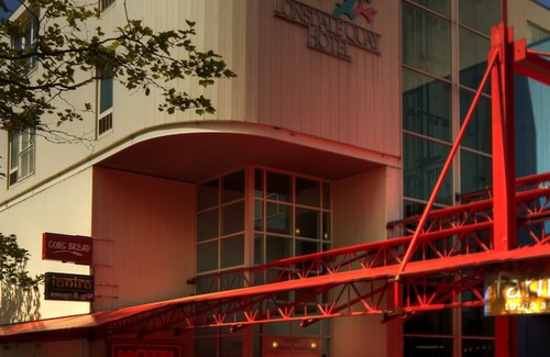 Lower Lonsdale Hotel | The Lonsdale Quay Hotel