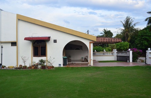 Batu Enam Hotel | Eco93 Vacation Home Lunas