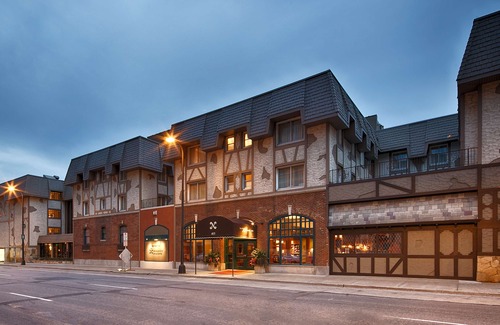 Downtown Minneapolis Hotel | Best Western Plus the Normandy Inn & Suites