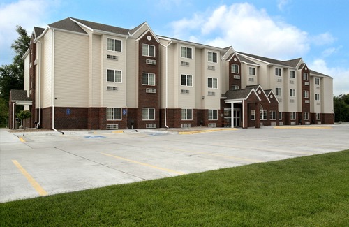 Kearney Hotel | Microtel Inn & Suites - Kearney